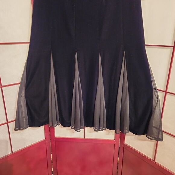 MSK Evening Black Sheer Velvet Maxi Skirt - Picture 3 of 7